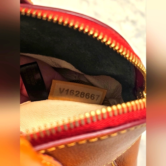 VINTAGE DOONEY AND BOURKE FLORENTINE CAMERON CROSSBODY SATCHEL IN TAN COLOR Sz S - Picture 7 of 16